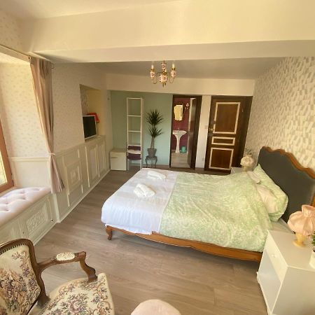 Aparthotel La Maison du paon- Josselin Extérieur photo